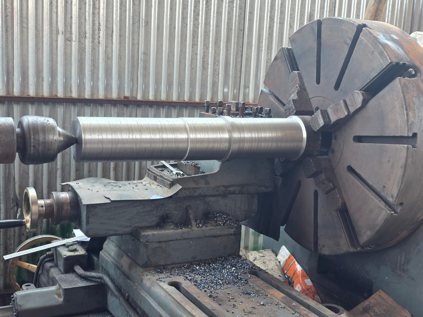 Proyecto de fabricacion de piezas mecanicas